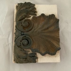 Sid Dickens Memory Block T43 Shell Retired Iron Wall Tile Decor Excellent